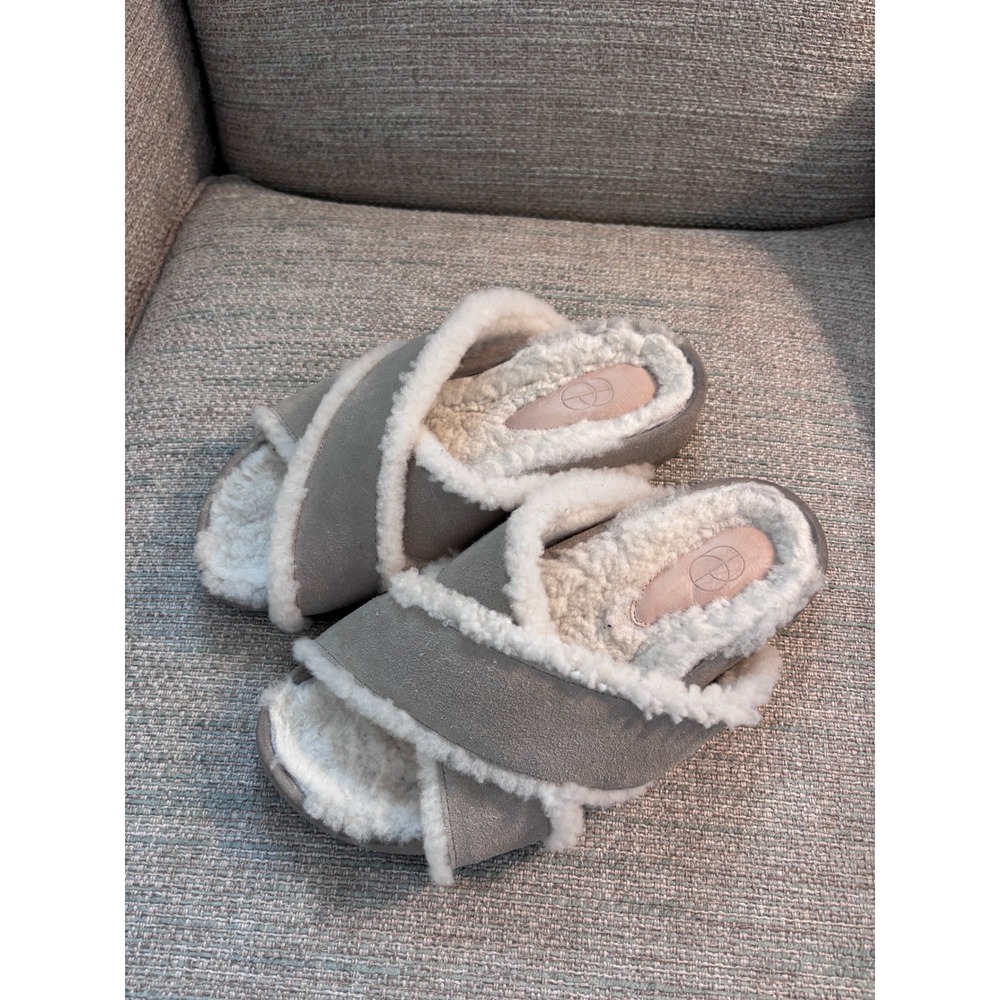 Porte & Paire Grey Suede Shearling Crisscross Slide Sandals Size 38.5 Brazil